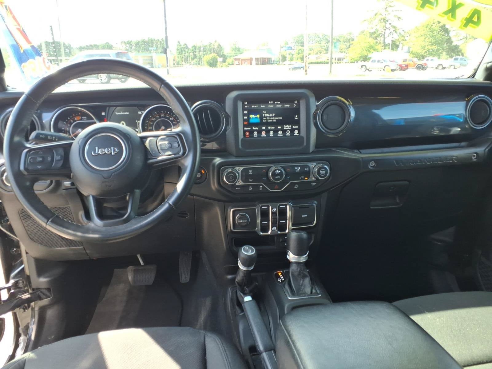 Used 2022 Jeep Wrangler Unlimited Sport AWD/4WD image 11