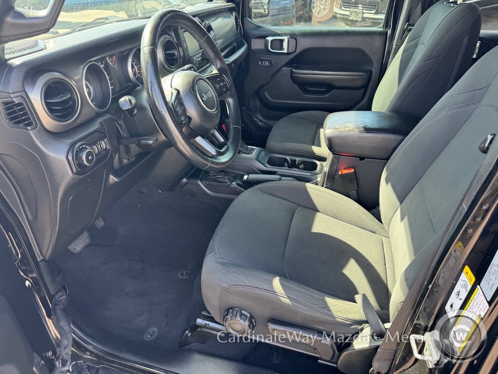 Used 2018 Jeep Wrangler Unlimited Sport S AWD/4WD image 11
