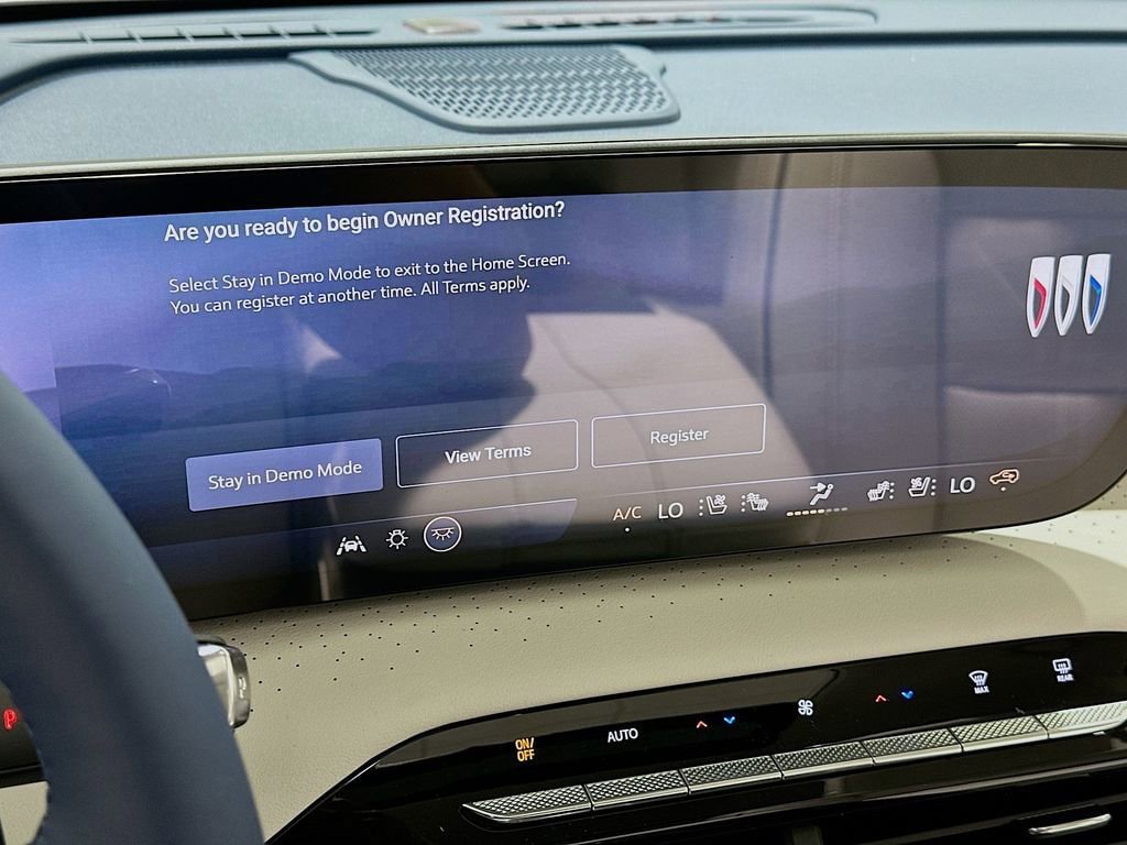 New 2026 Buick Enclave Avenir w/ Super Cruise Package AWD/4WD image 17