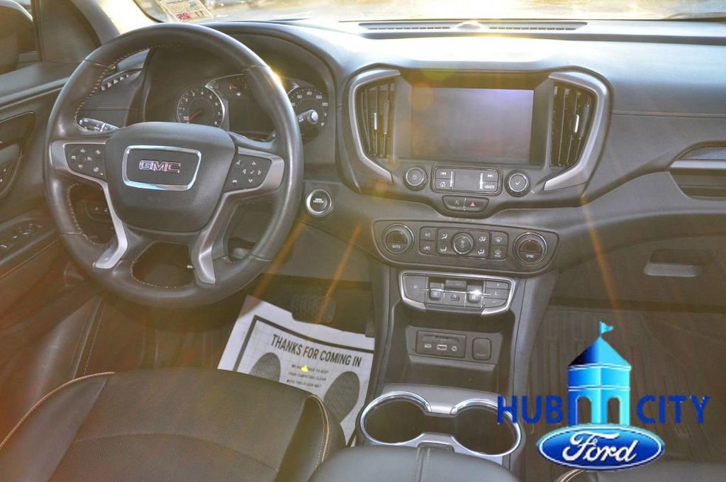 Used 2022 GMC Terrain AT4 w/ Tech Package image 18