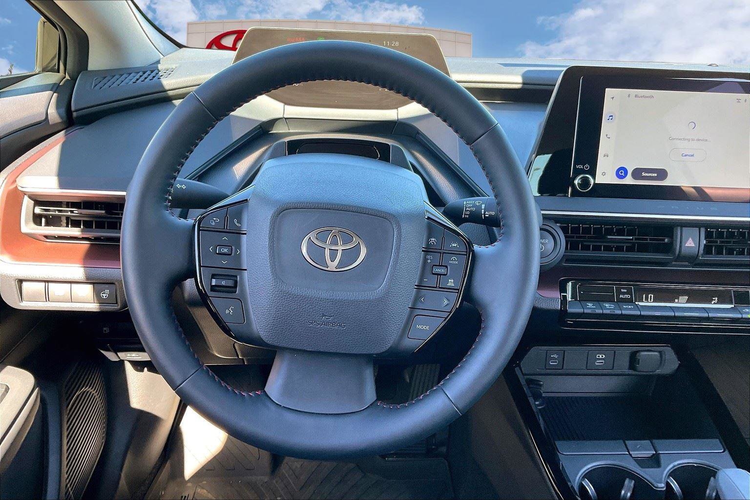 Certified 2025 Toyota Prius Plug-In Hybrid image 5