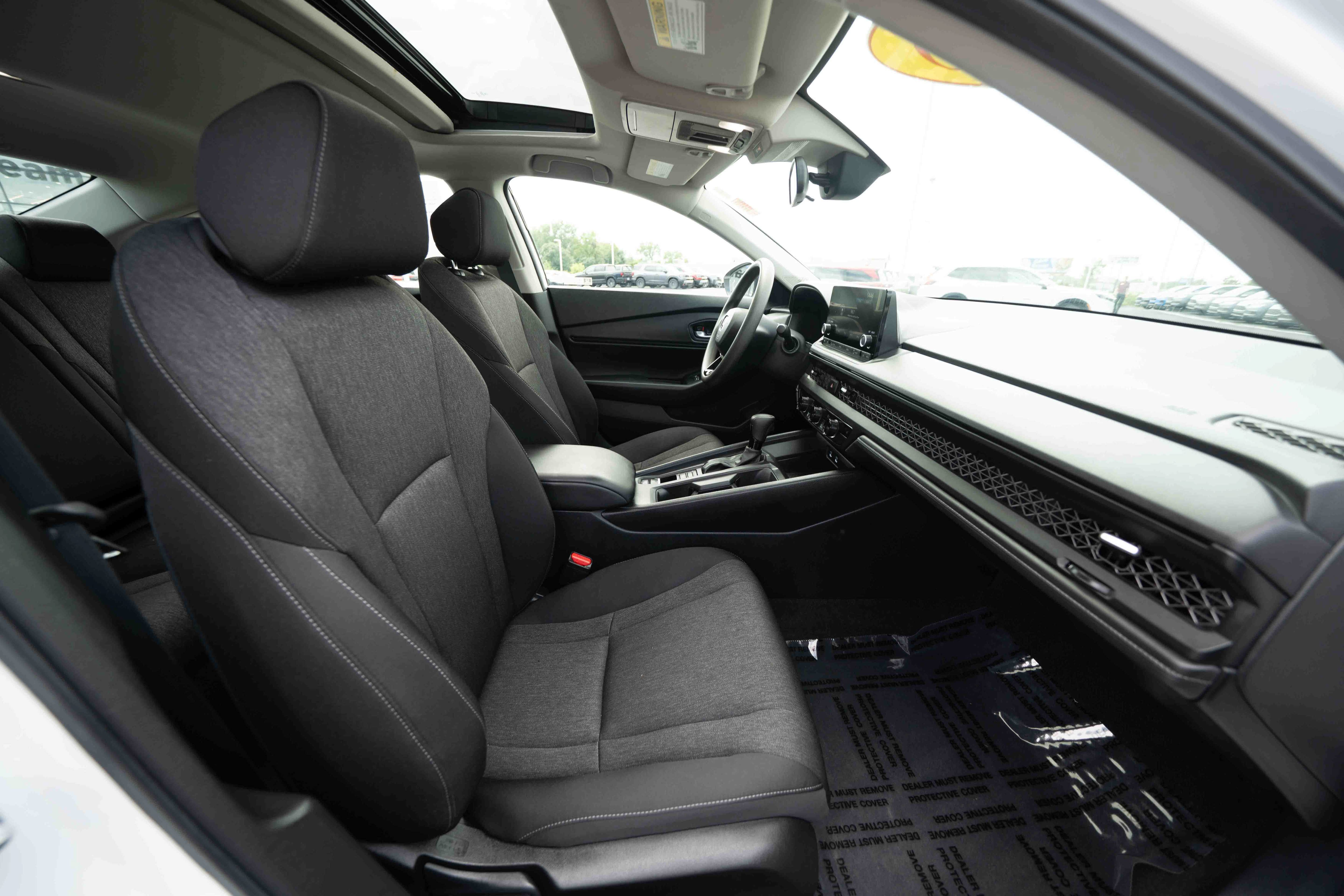 Certified 2025 Honda Accord SE image 26