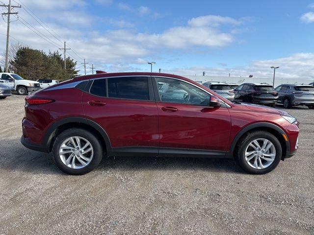 Used 2025 Buick Envista Preferred w/ Advanced Safety Package image 5