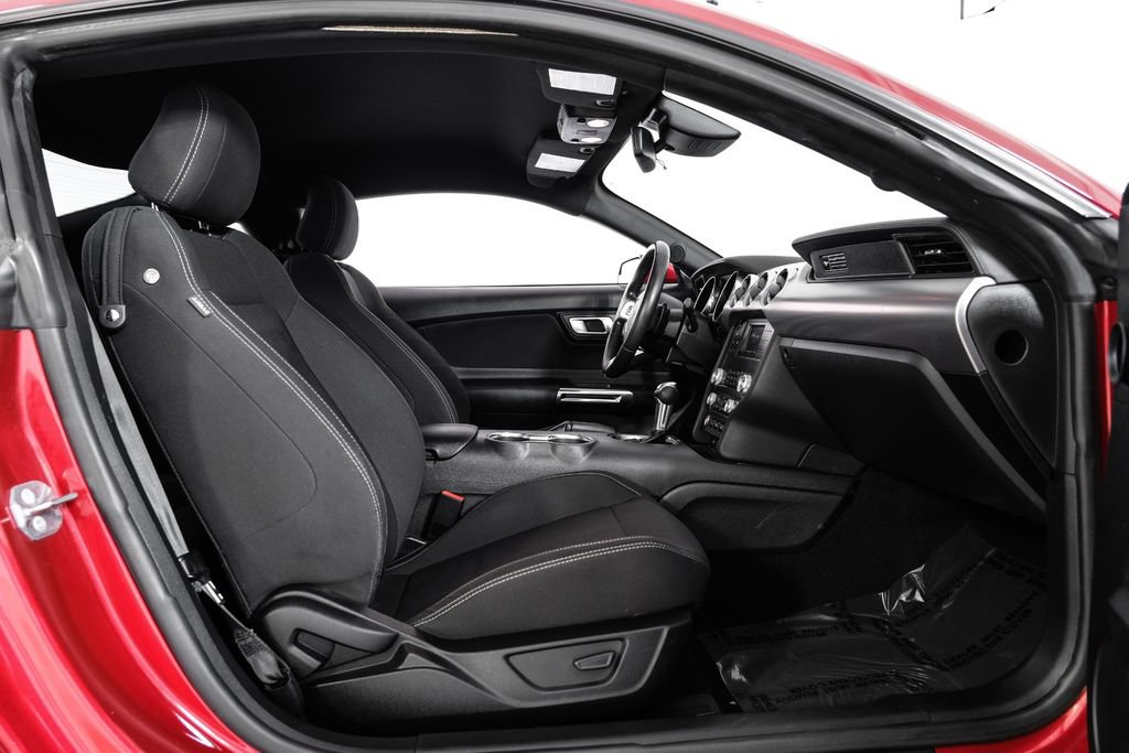 Used 2020 Ford Mustang GT w/ Ford Safe & Smart Package RWD image 36