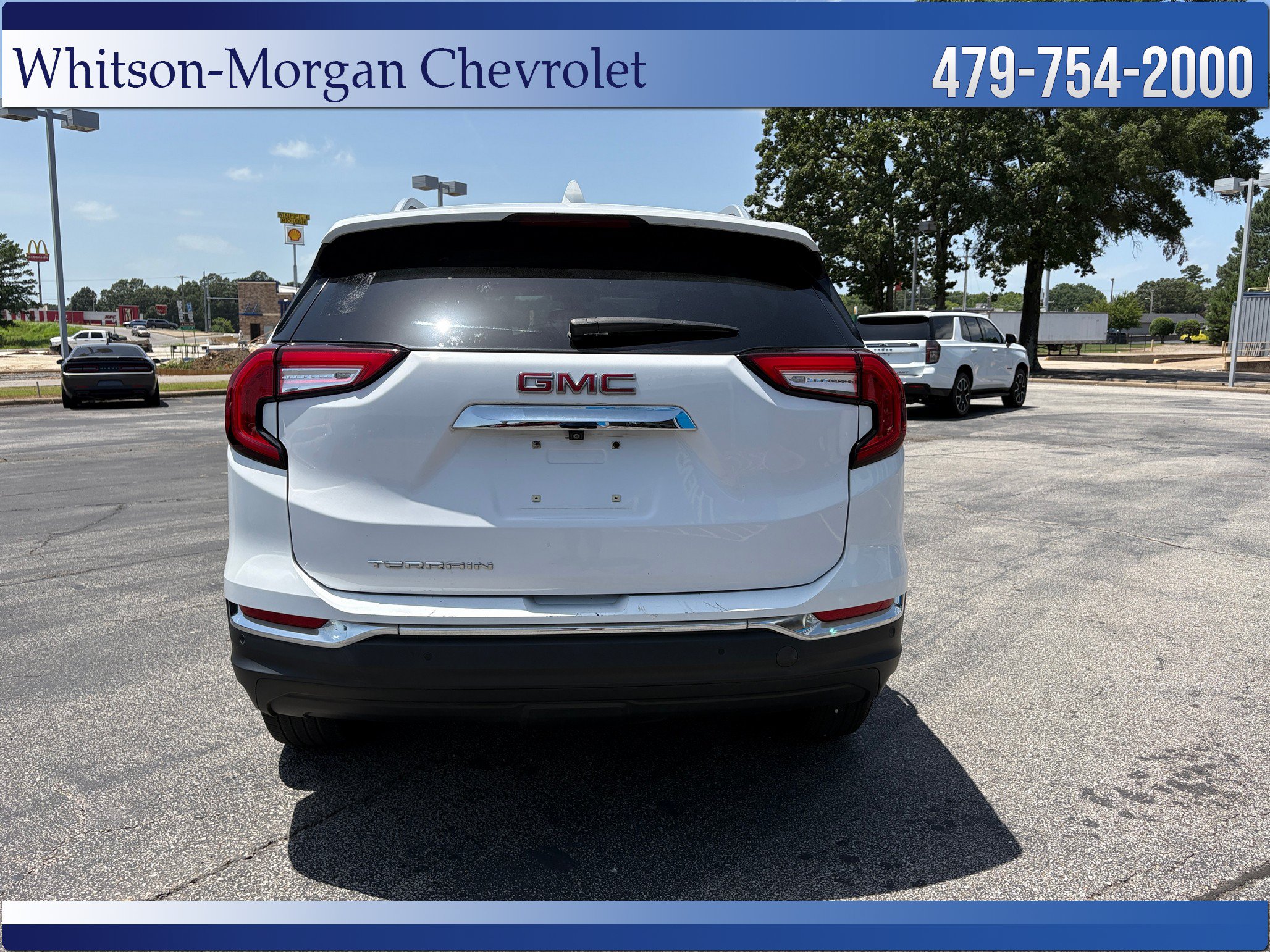 Used 2022 GMC Terrain SLT w/ Infotainment Package II FWD image 7