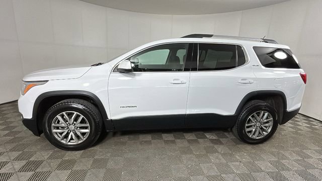 Used 2017 GMC Acadia SLE FWD image 6