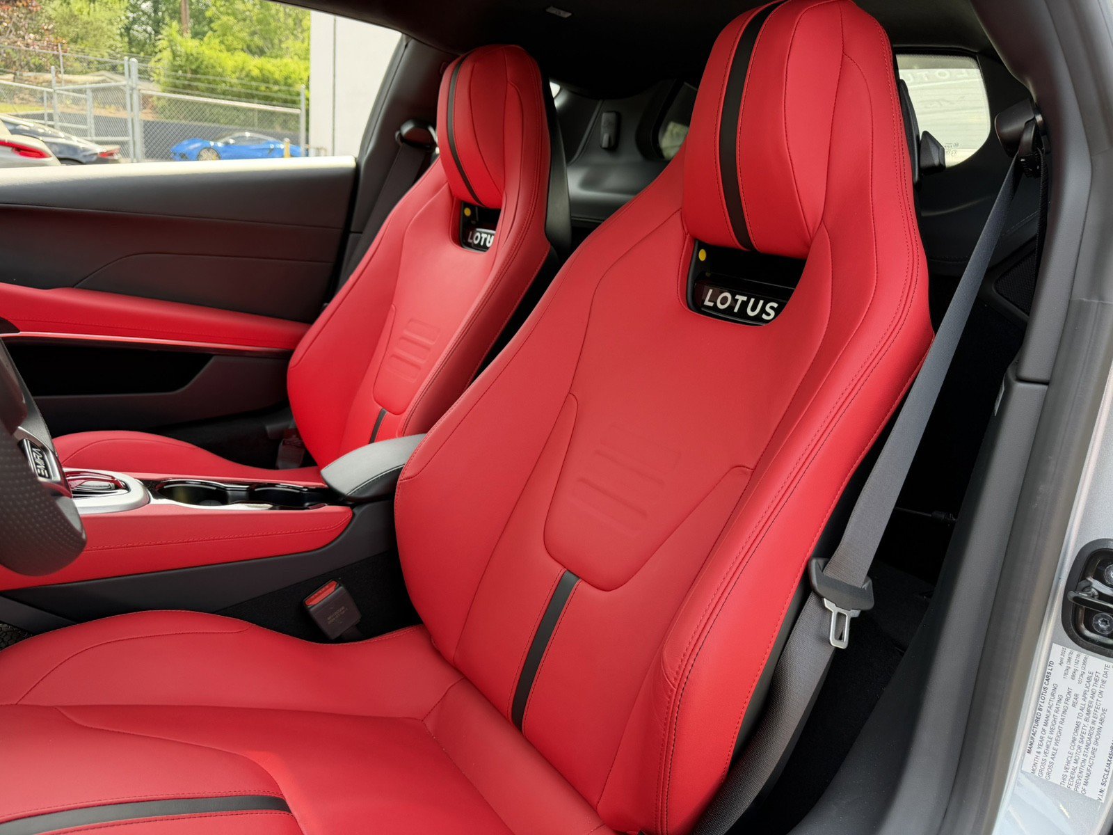 Used 2025 Lotus Emira RWD image 25