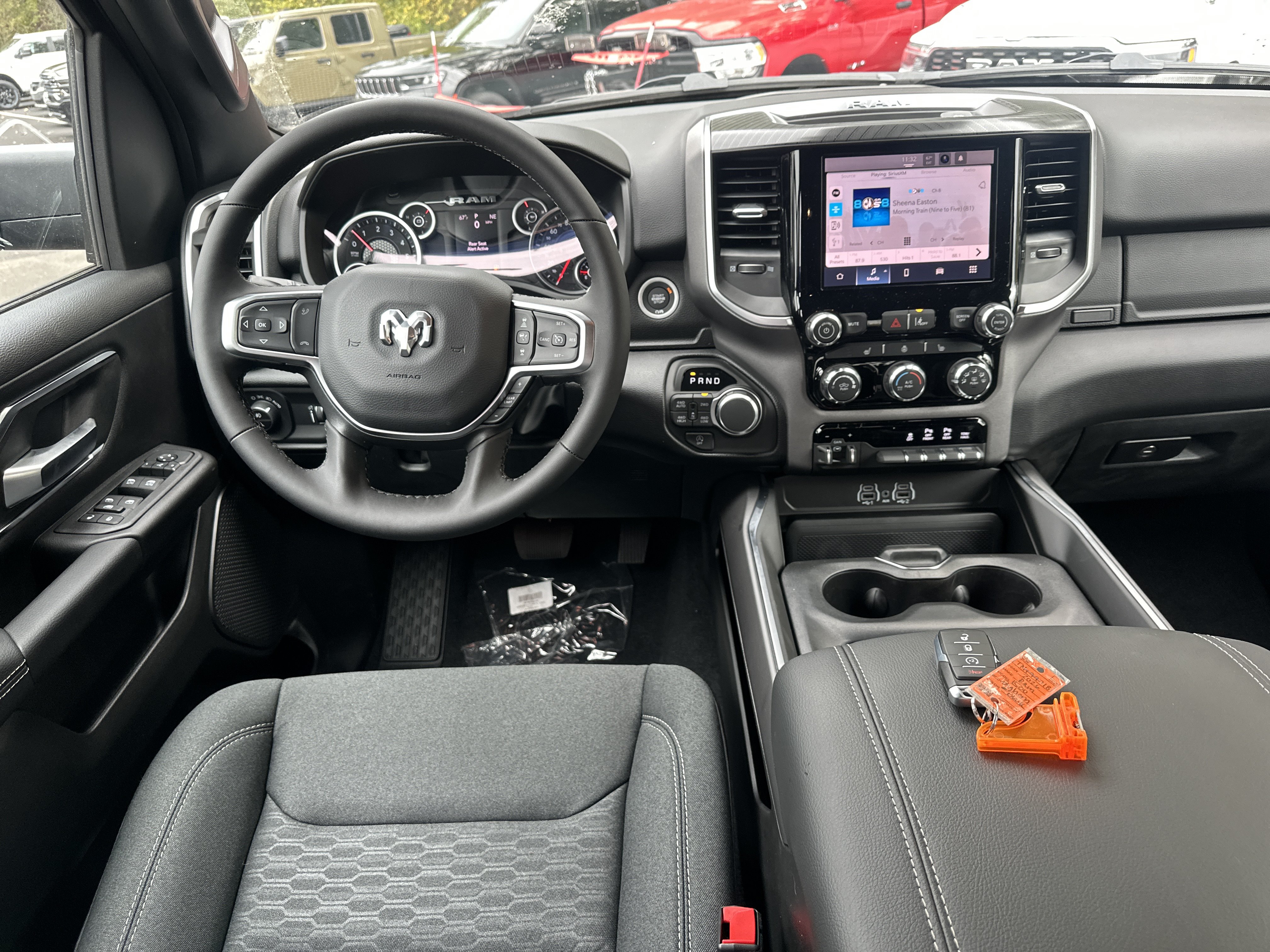 New 2026 RAM 1500 Big Horn AWD/4WD image 31