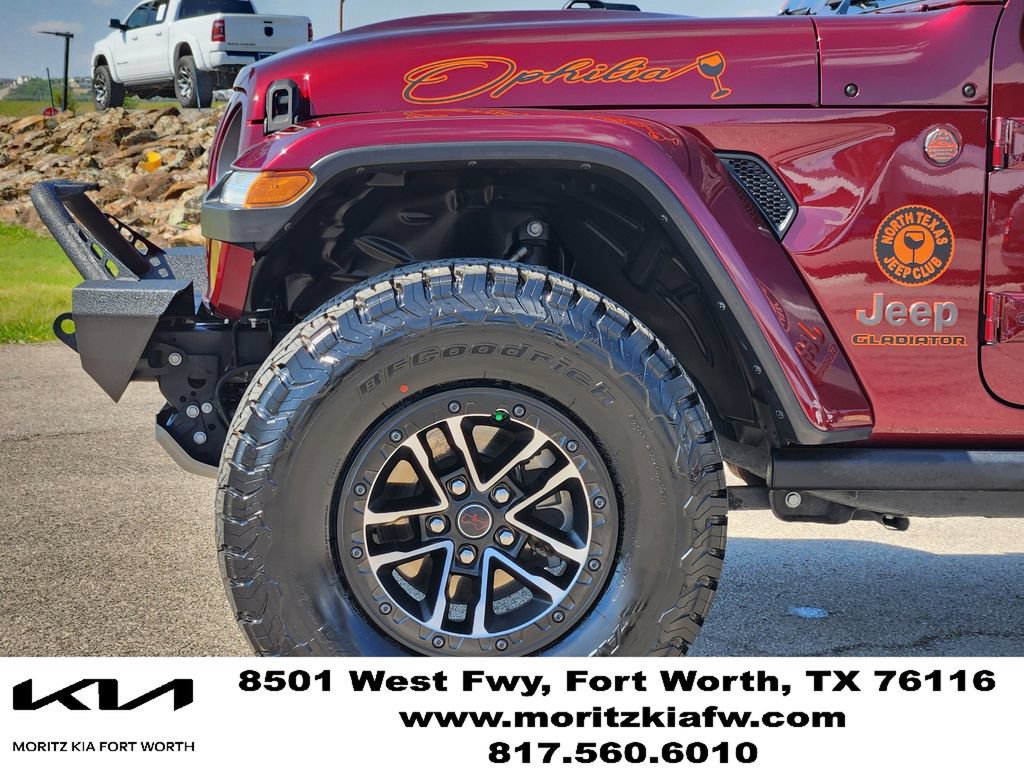 Used 2021 Jeep Gladiator Mojave AWD/4WD image 9