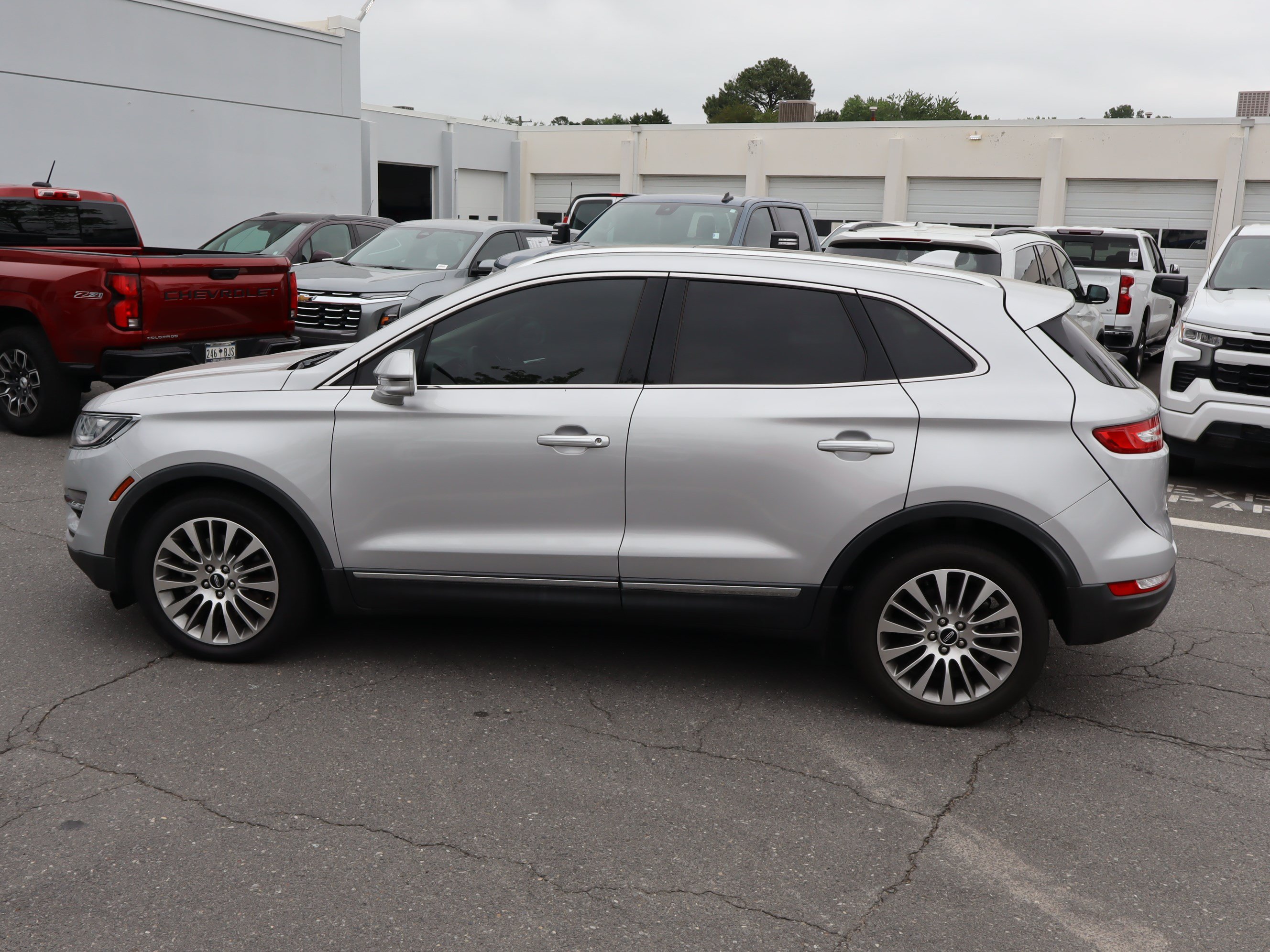 Used 2018 Lincoln MKC Reserve FWD image 7