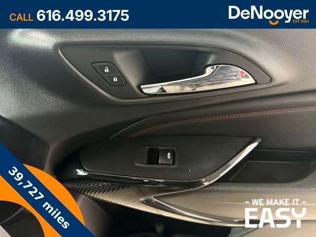 Certified 2024 Chevrolet Trax RS w/ Sunroof Package image 16