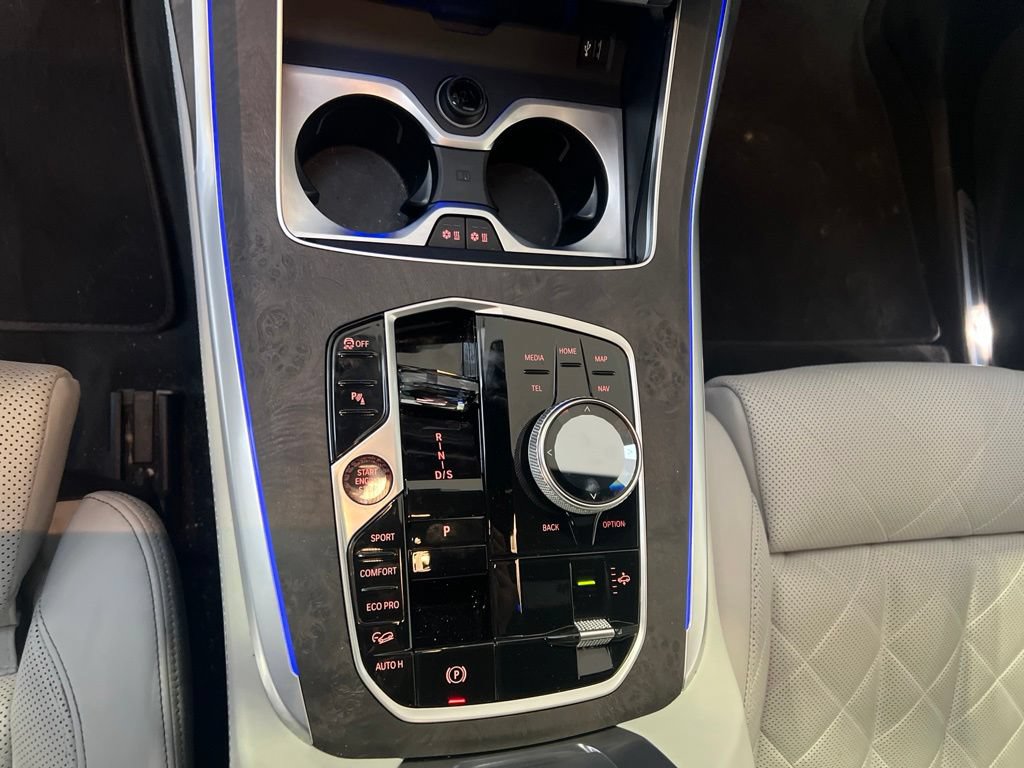 Certified 2025 BMW X7 xDrive40i w/ Executive Package AWD/4WD image 20