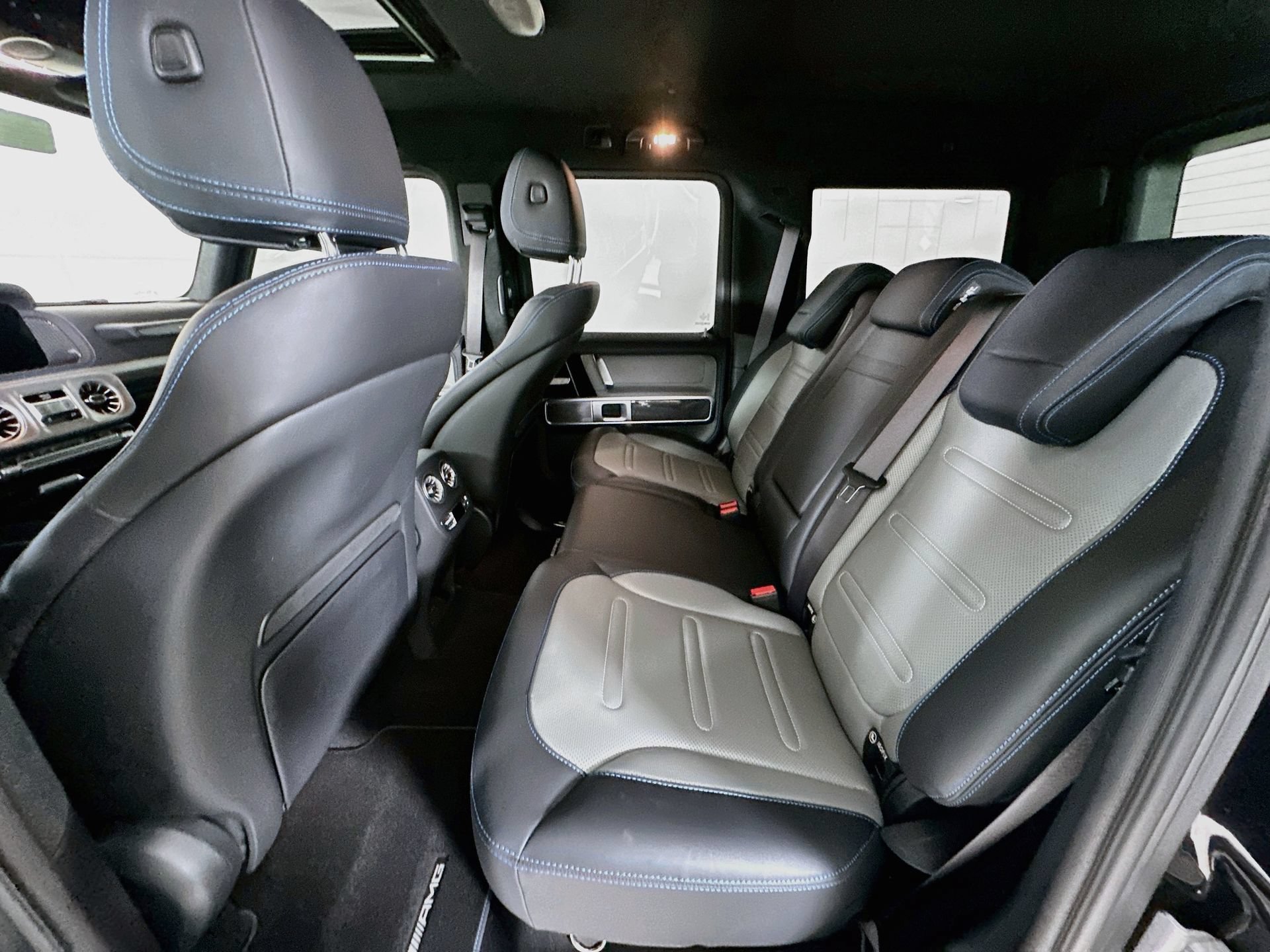 Used 2025 Mercedes-Benz G 580 w/ EQ Technology image 27