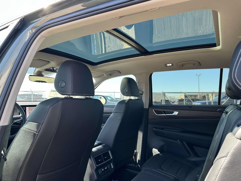 New 2026 Volkswagen Atlas SE AWD/4WD image 14