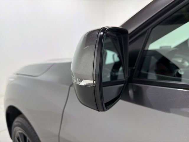 Certified 2025 Acura RDX SH-AWD image 9