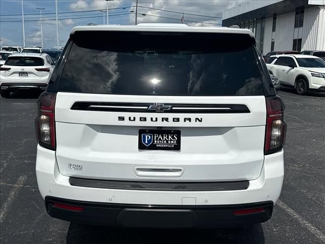 Certified 2024 Chevrolet Suburban Z71 w/ Luxury Package AWD/4WD image 10