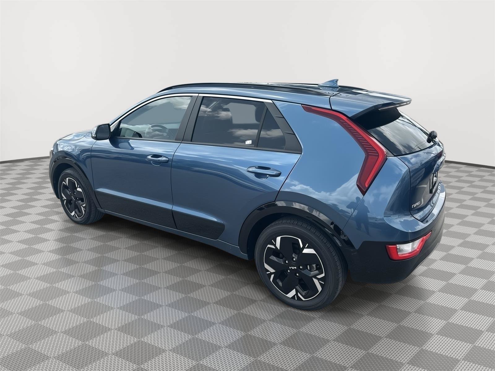 Used 2024 Kia Niro Wind FWD image 7