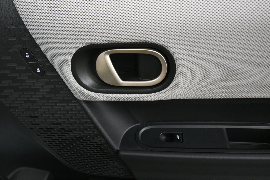 Used 2025 MINI Cooper S FWD image 28