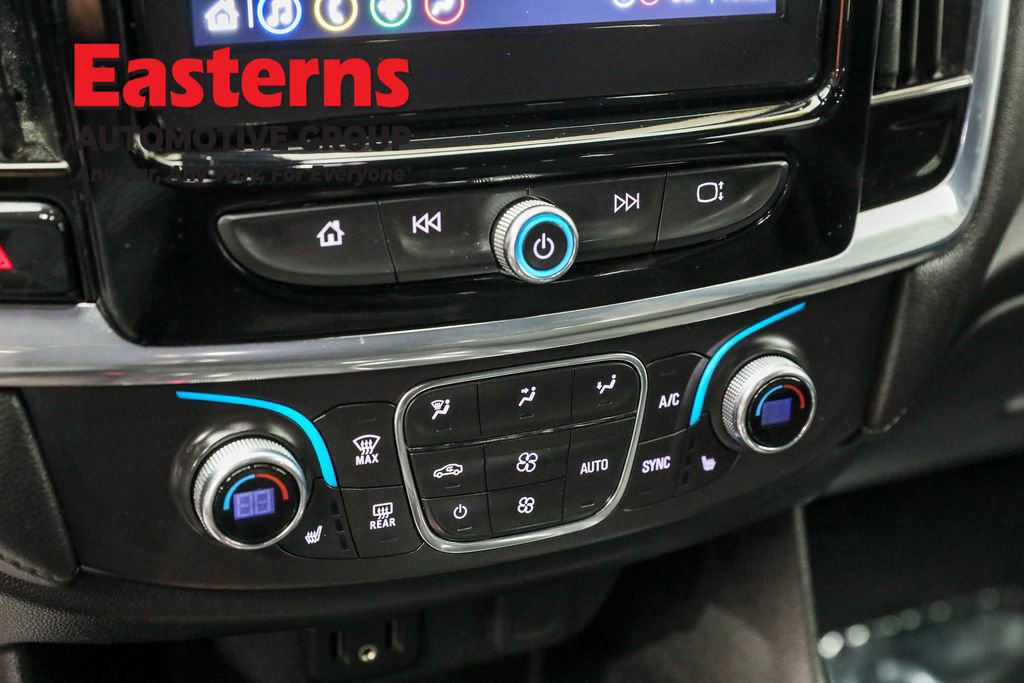 Used 2022 Chevrolet Traverse LT image 20