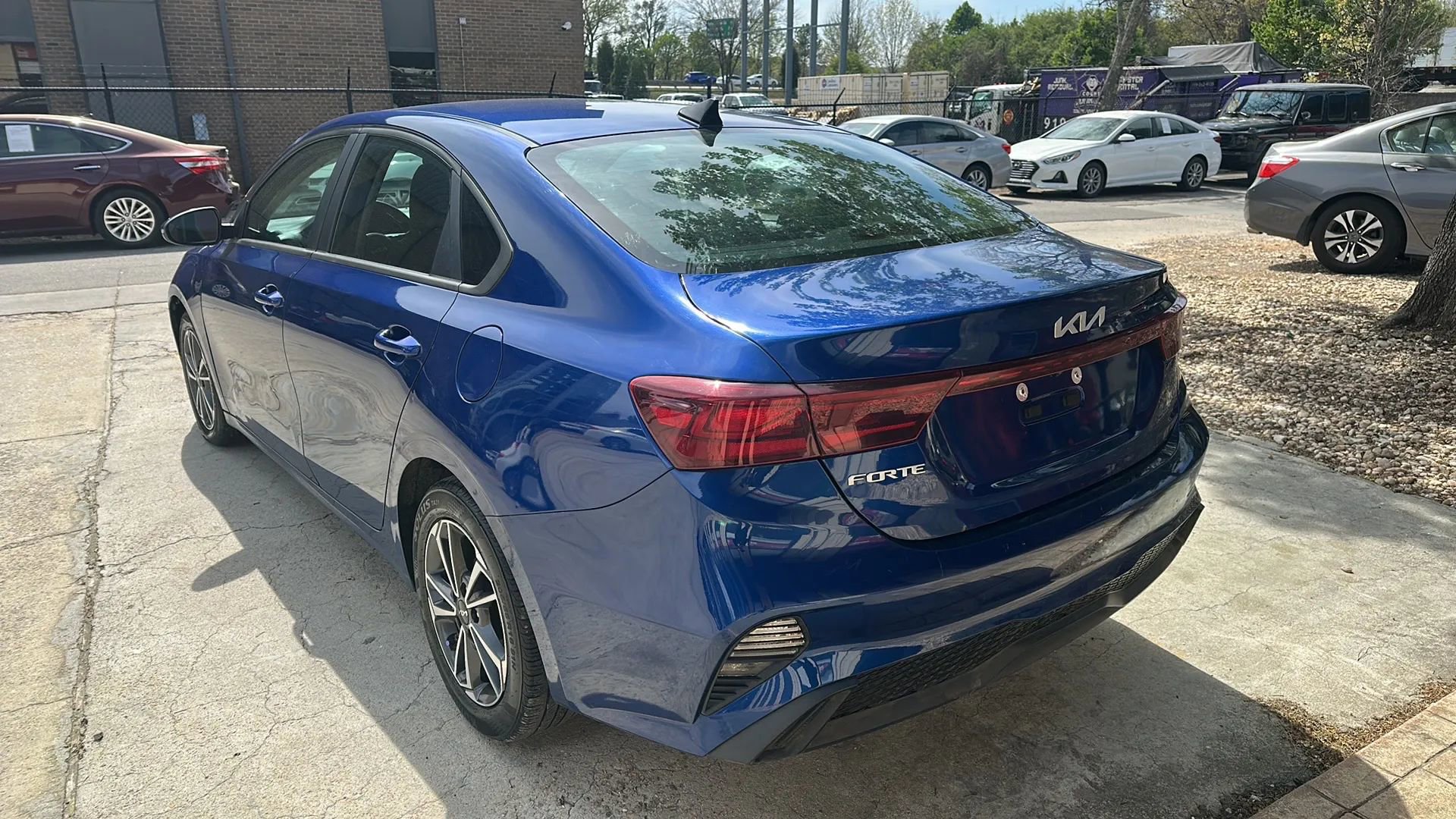 Used 2023 Kia Forte LXS w/ LXS Technology Package image 7