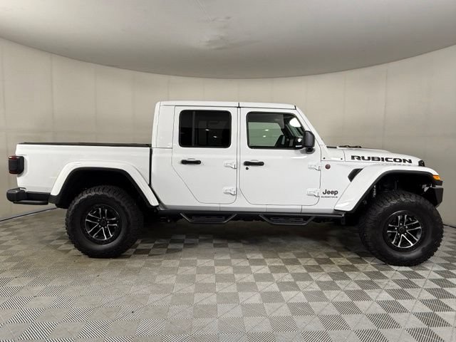 Used 2025 Jeep Gladiator Rubicon AWD/4WD image 9