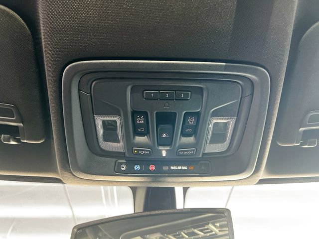 Used 2022 Chevrolet Silverado 1500 High Country image 20