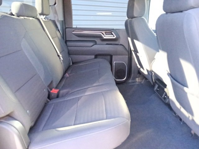 Used 2024 Chevrolet Silverado 2500 LT image 28