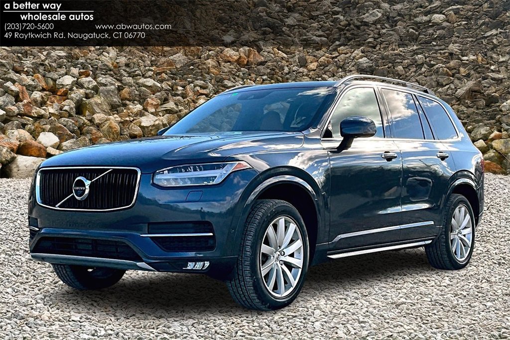 Used 2018 Volvo XC90 T6 Momentum w/ Convenience Package