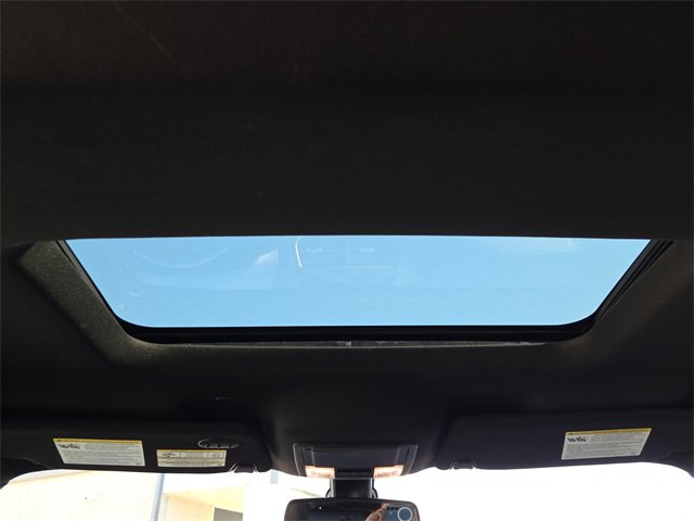 Used 2019 Ford Explorer XLT w/ Equipment Group 202A image 15