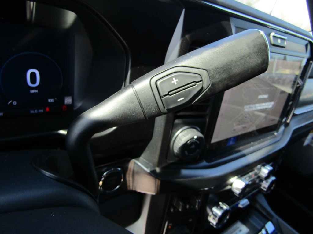 New 2026 Ford F250 Lariat w/ Black Appearance Package AWD/4WD image 25