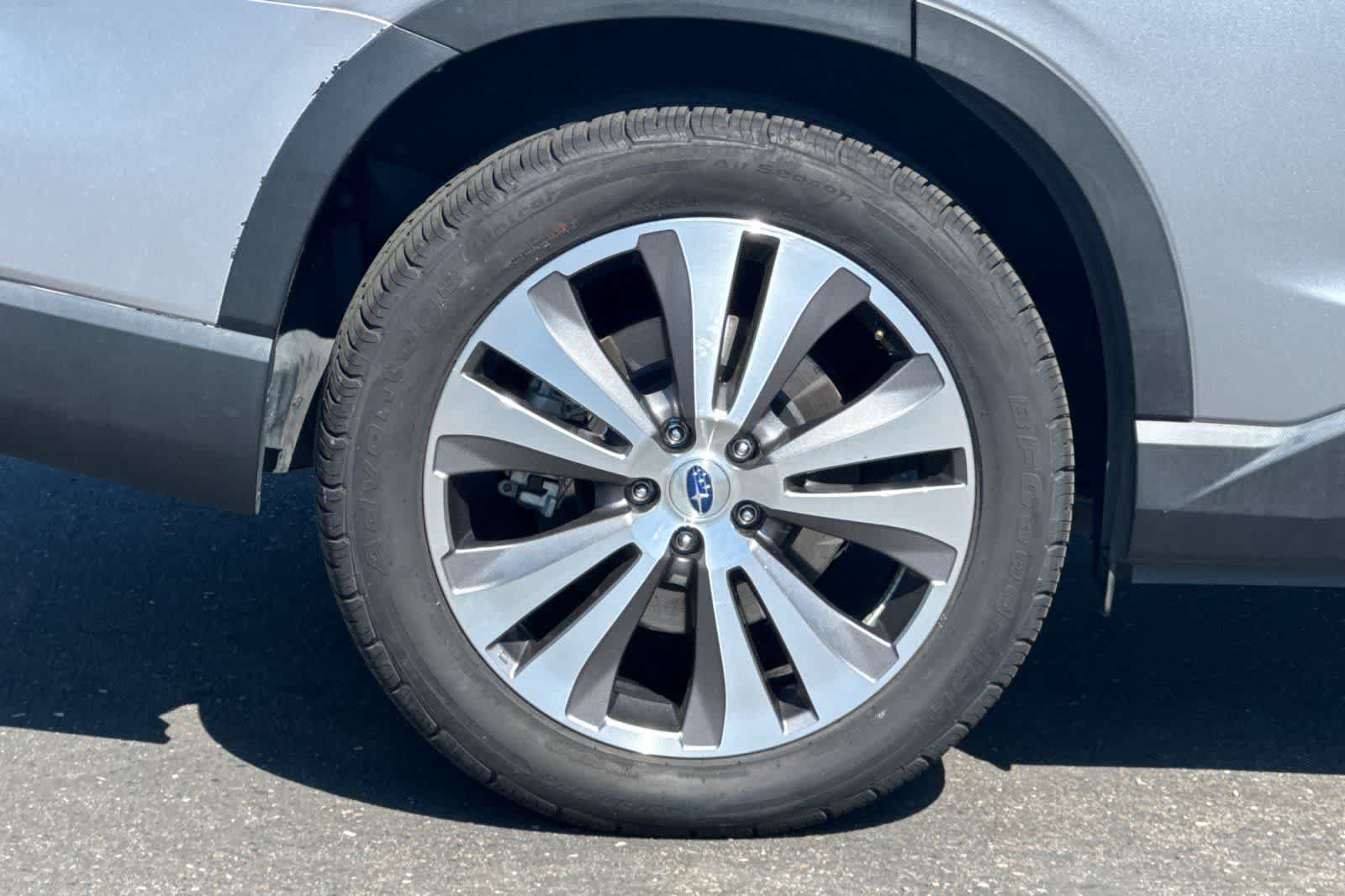 Used 2021 Subaru Ascent Limited w/ Technology Package AWD/4WD image 30