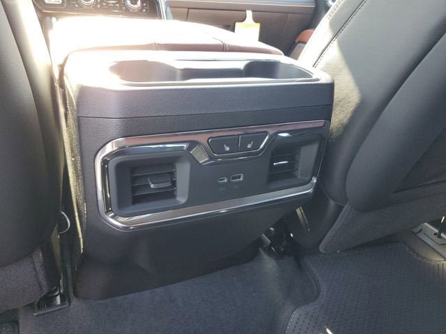 New 2026 GMC Sierra 2500 Denali Ultimate AWD/4WD image 17