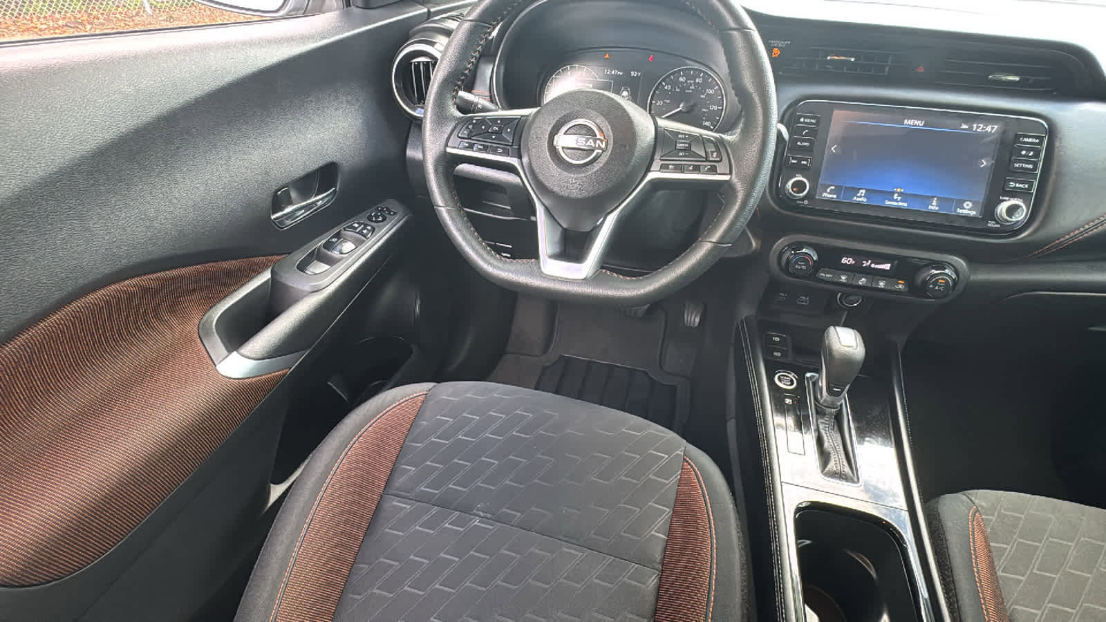 Used 2024 Nissan Kicks SR image 28