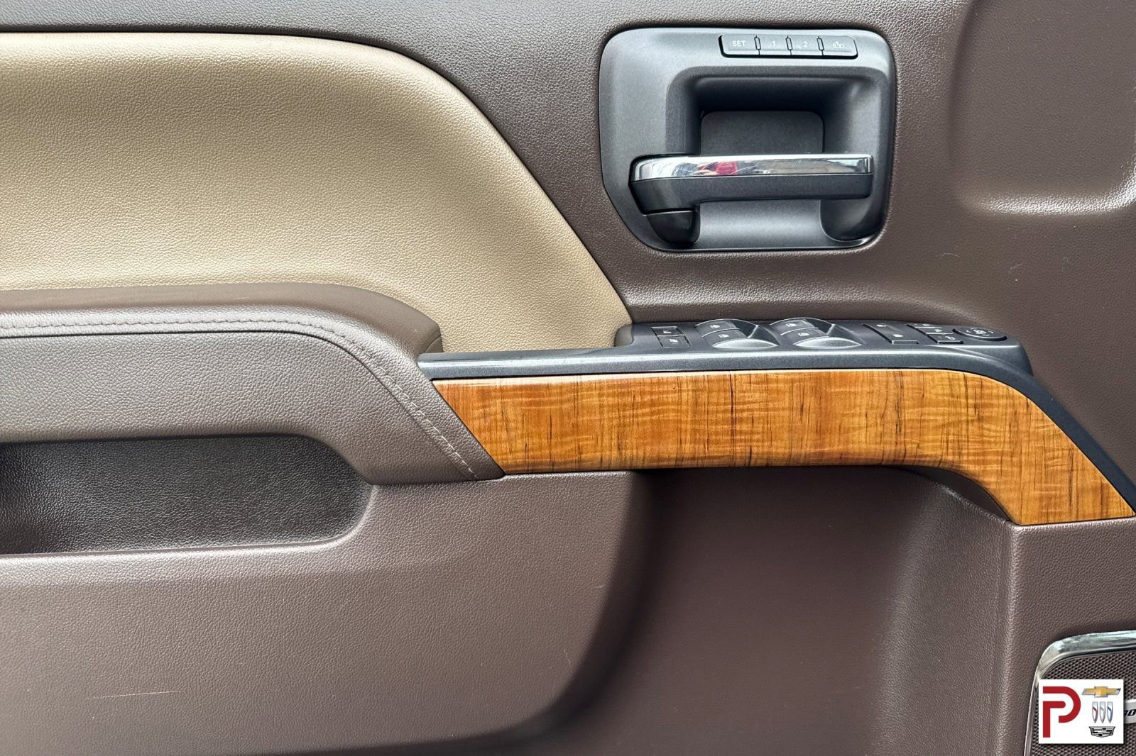 Used 2018 GMC Sierra 2500 SLT image 11