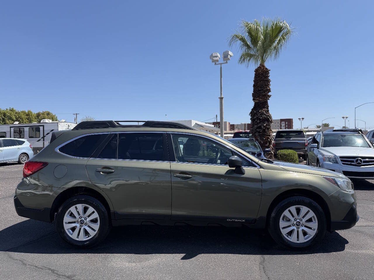 Used 2019 Subaru Outback 2.5i AWD/4WD image 7