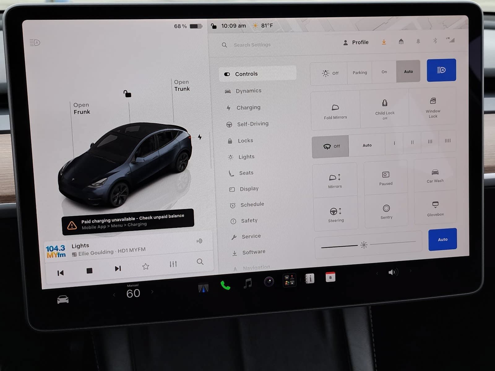 Used 2024 Tesla Model Y 2WD image 23