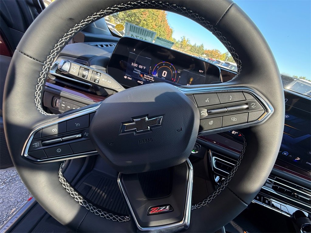 New 2026 Chevrolet Traverse Z71 w/ Driver Confidence Package image 26