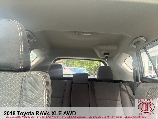 Used 2018 Toyota RAV4 XLE AWD/4WD image 19