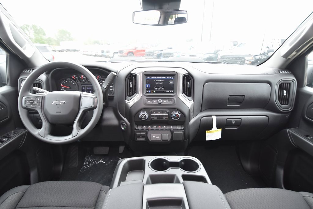 New 2026 Chevrolet Silverado 1500 Custom Trail Boss w/ Turbomax Blackout Package image 12