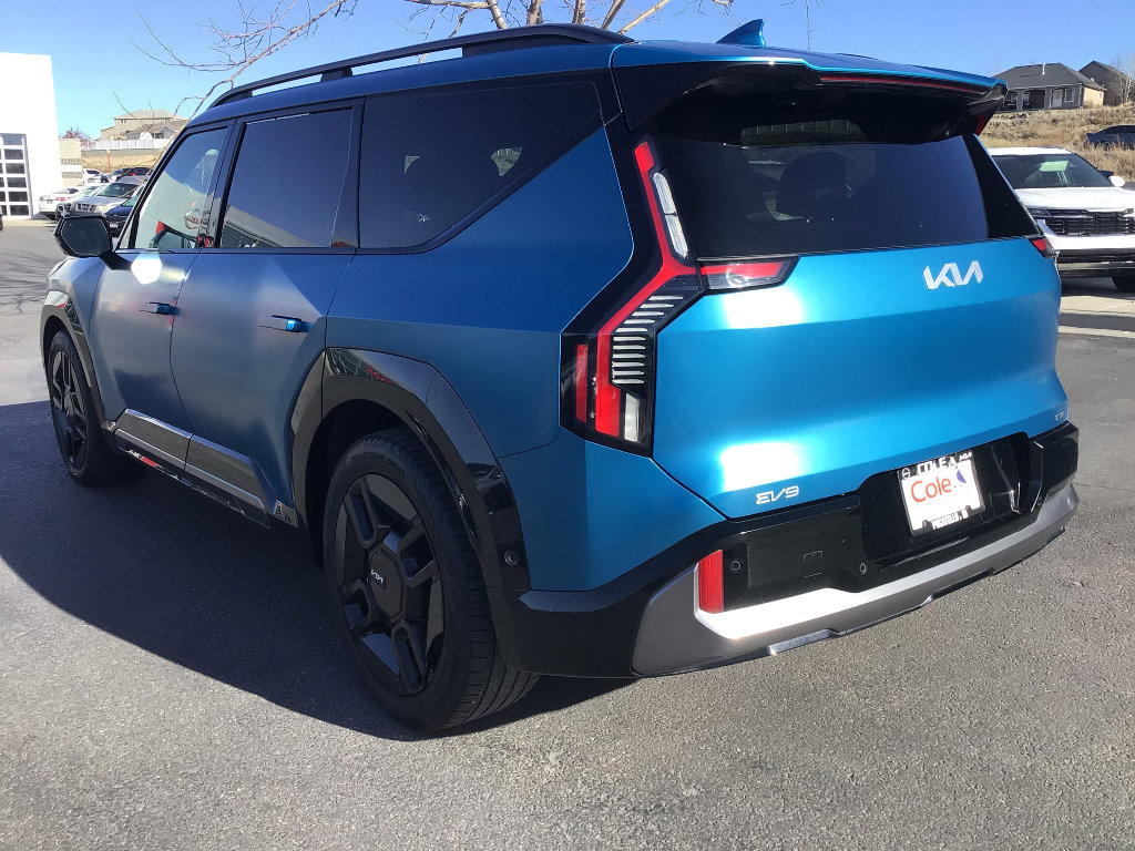 Used 2024 Kia EV9 GT-Line image 3
