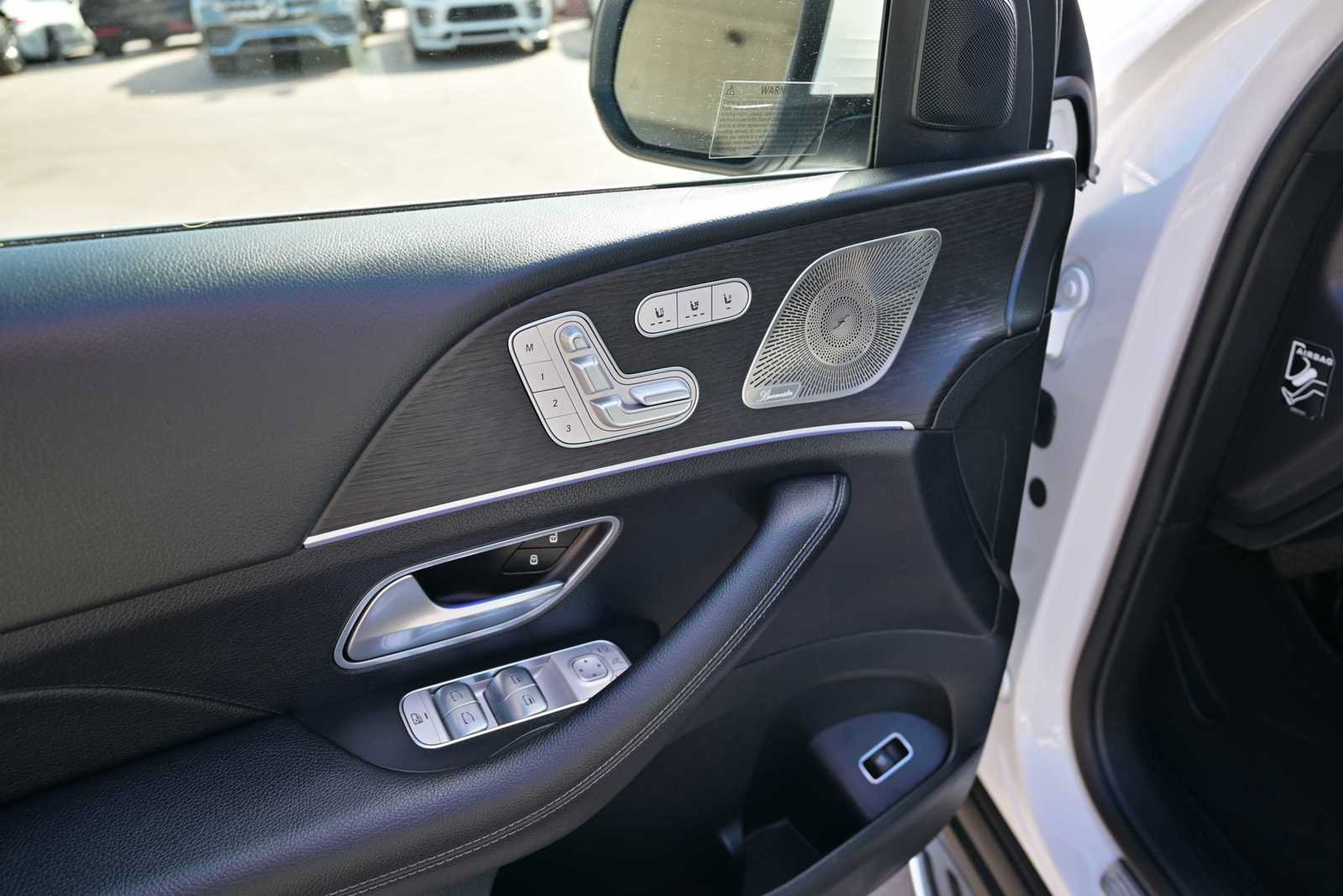 Used 2021 Mercedes-Benz GLS 450 4MATIC image 5