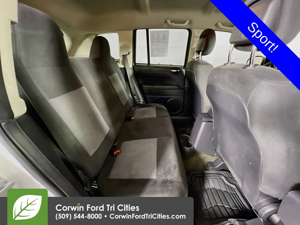 Used 2017 Jeep Compass Sport w/ Power Value Group AWD/4WD image 16