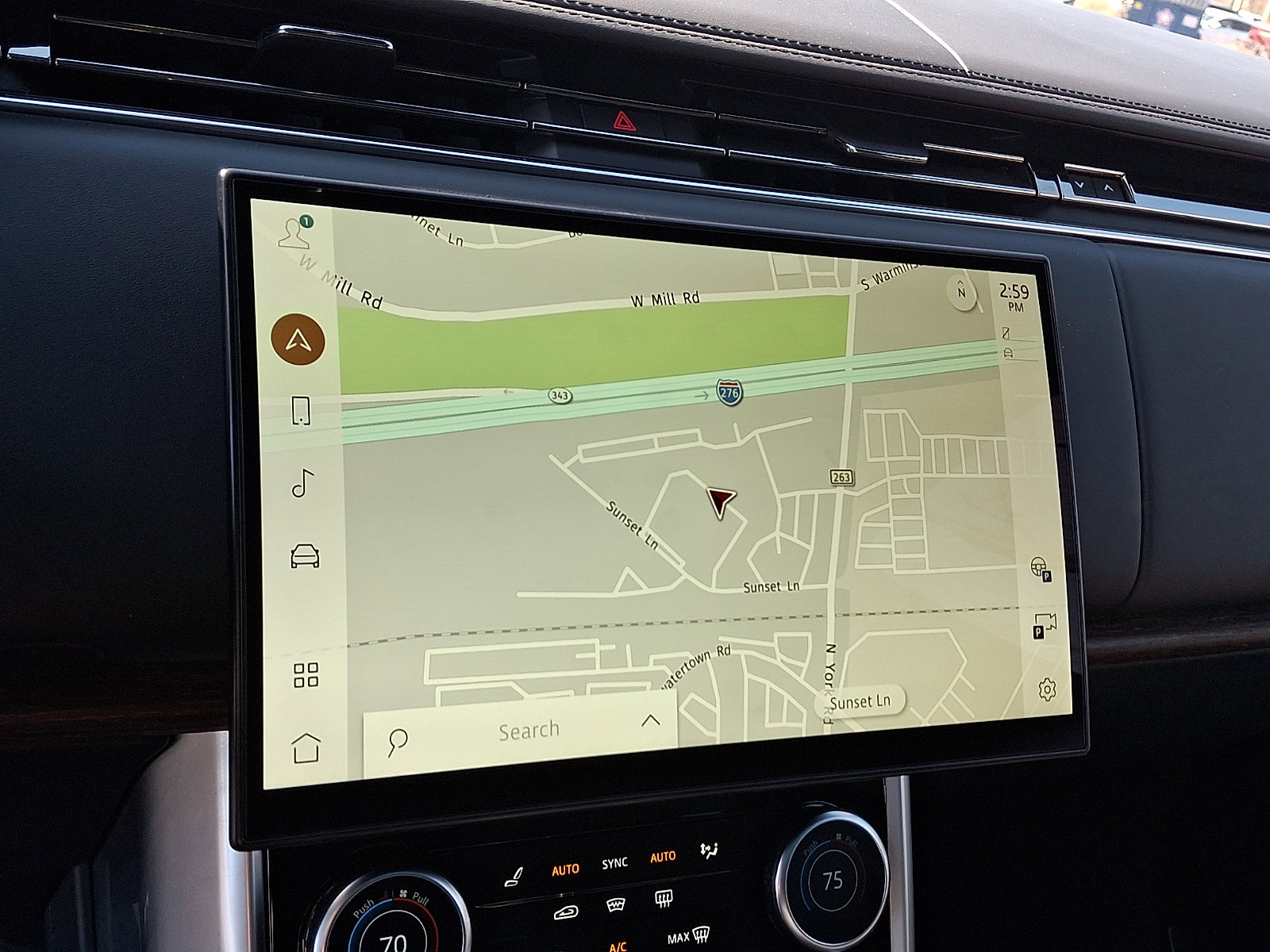 Used 2023 Land Rover Range Rover Long Wheelbase SE image 14