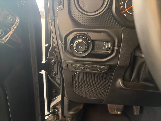 Used 2024 Jeep Wrangler Unlimited Rubicon image 45