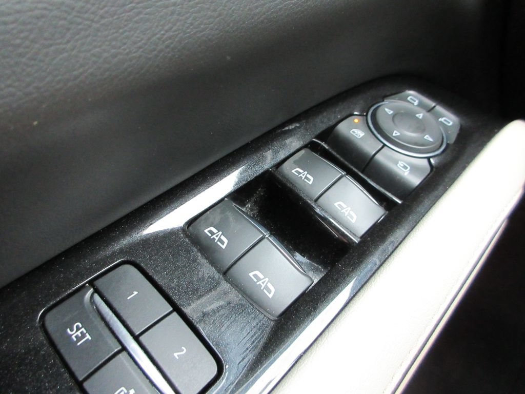 Certified 2021 Cadillac Escalade Sport AWD/4WD image 33
