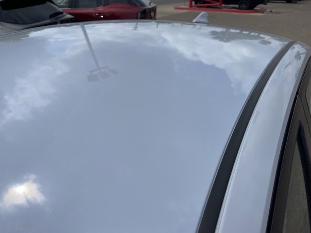 New 2025 Nissan Versa SR w/ Trunk Package image 9