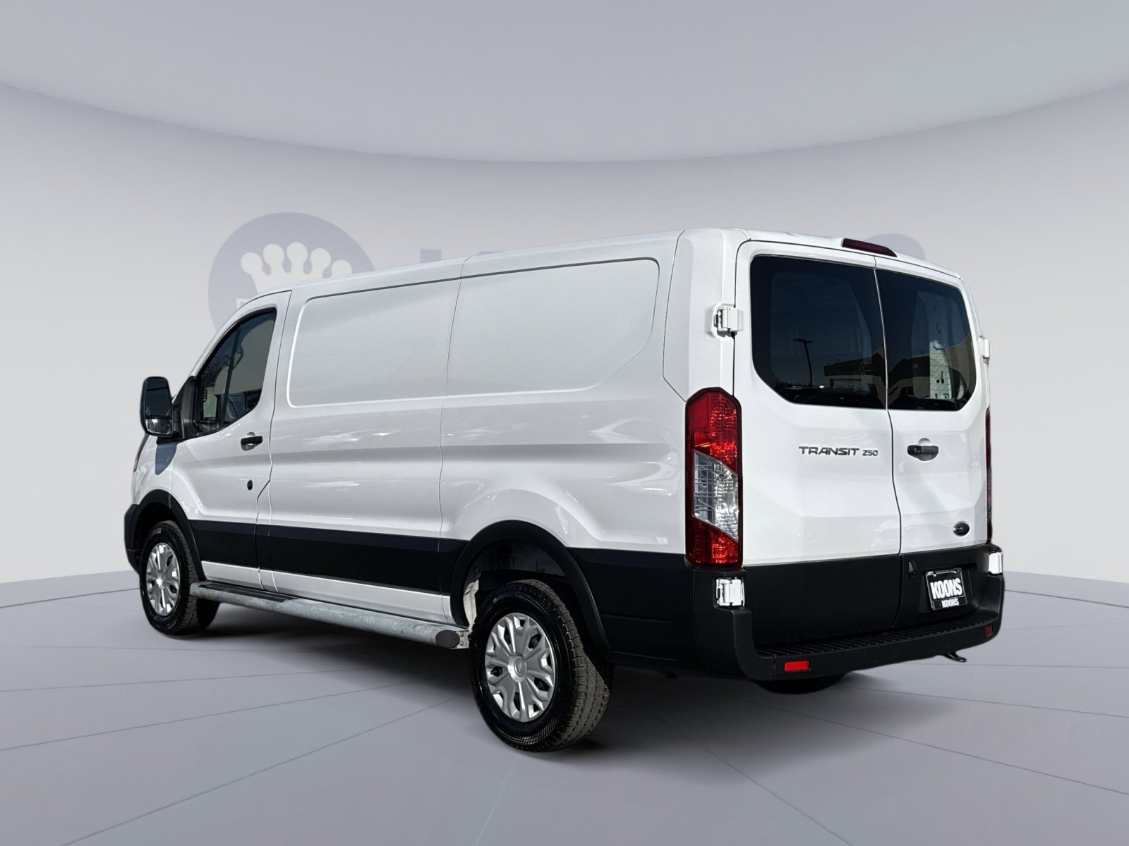 Used 2024 Ford Transit 250 Low Roof w/ Exterior Upgrade Package image 4