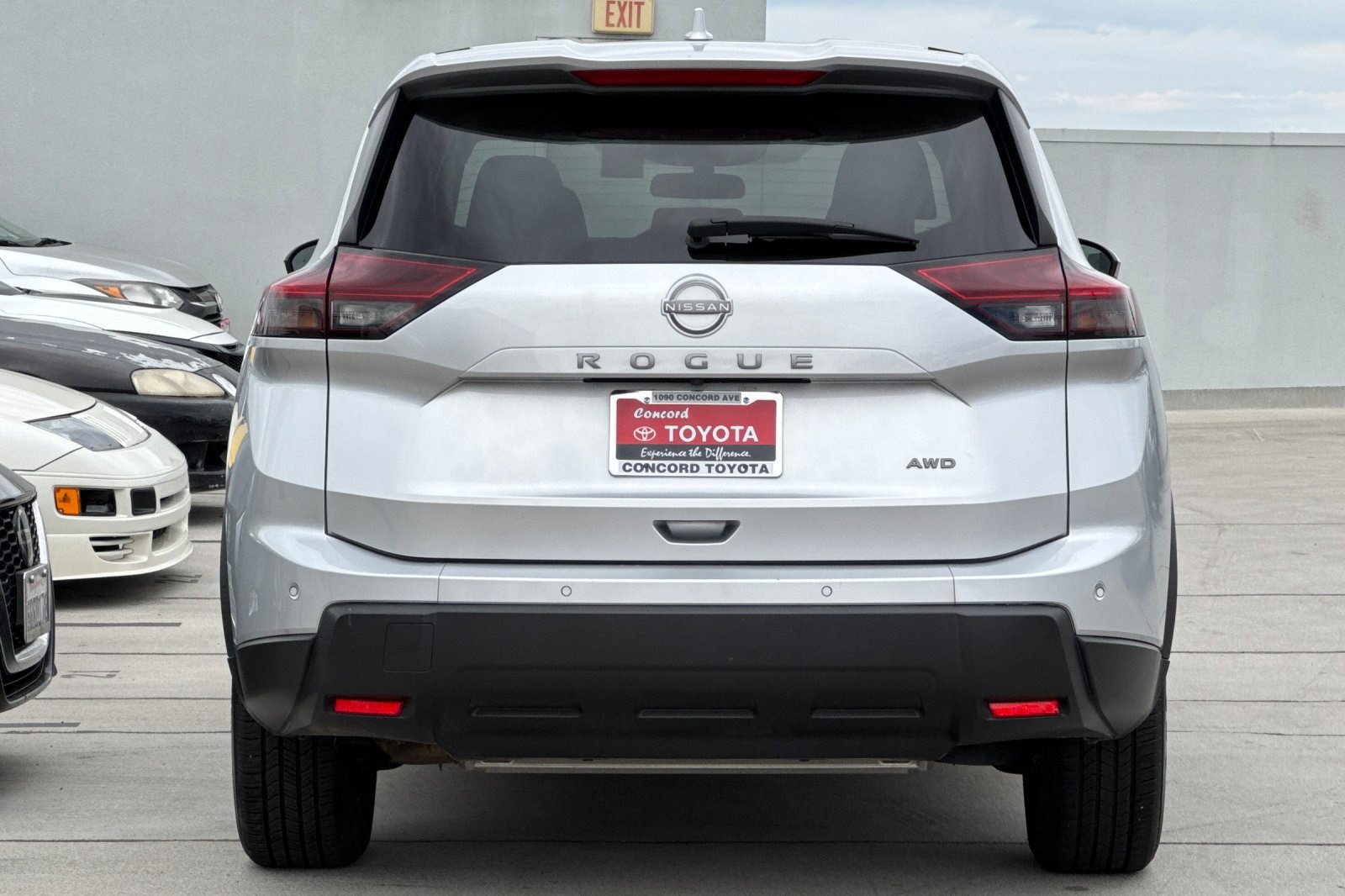 Used 2025 Nissan Rogue SV AWD/4WD image 10