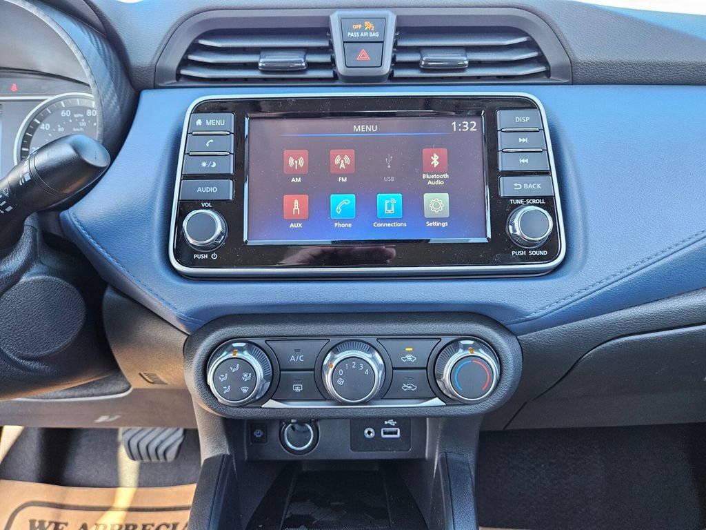 New 2025 Nissan Versa SV w/ Trunk Package image 10