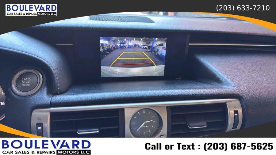Used 2016 Lexus IS 300 AWD w/ Navigation System Package image 15